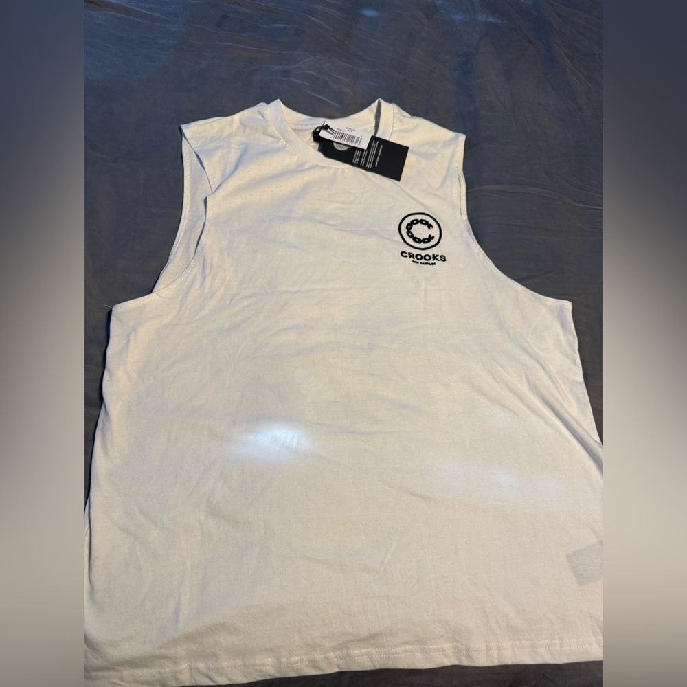 Crooks and castles tank top